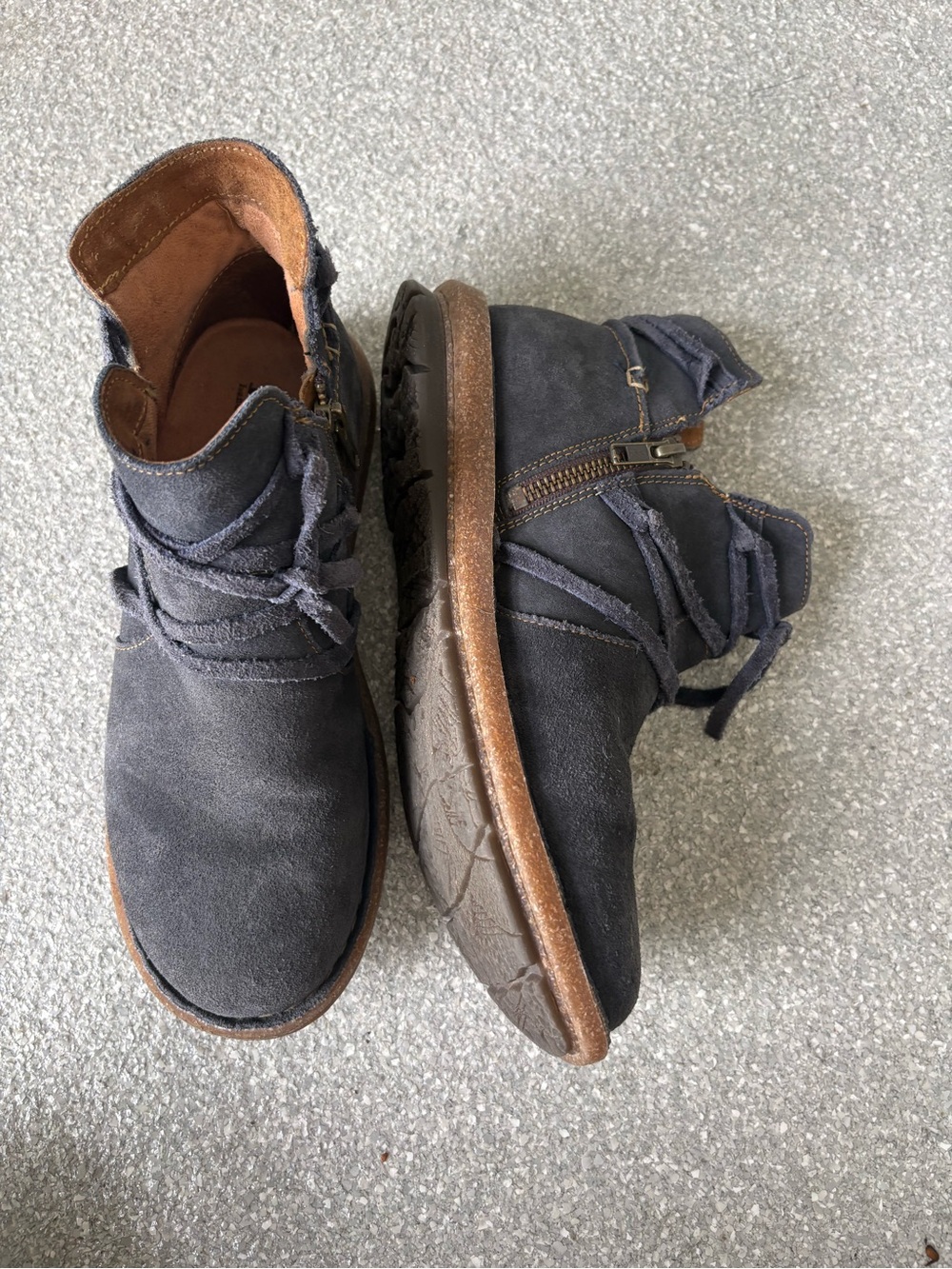 Børn Women's Tarkiln Ankle Booties size 8.5 - Picture 4 of 6